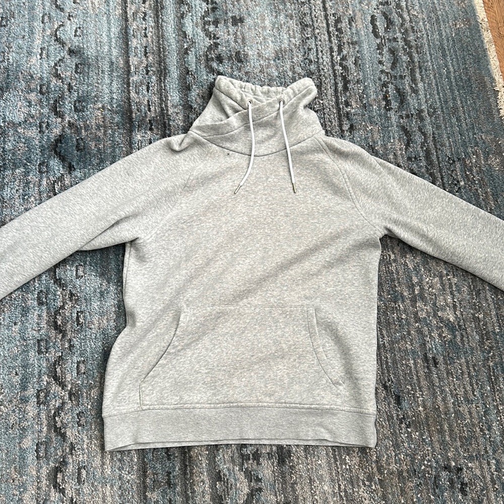 H&M Grey Chimney Collar